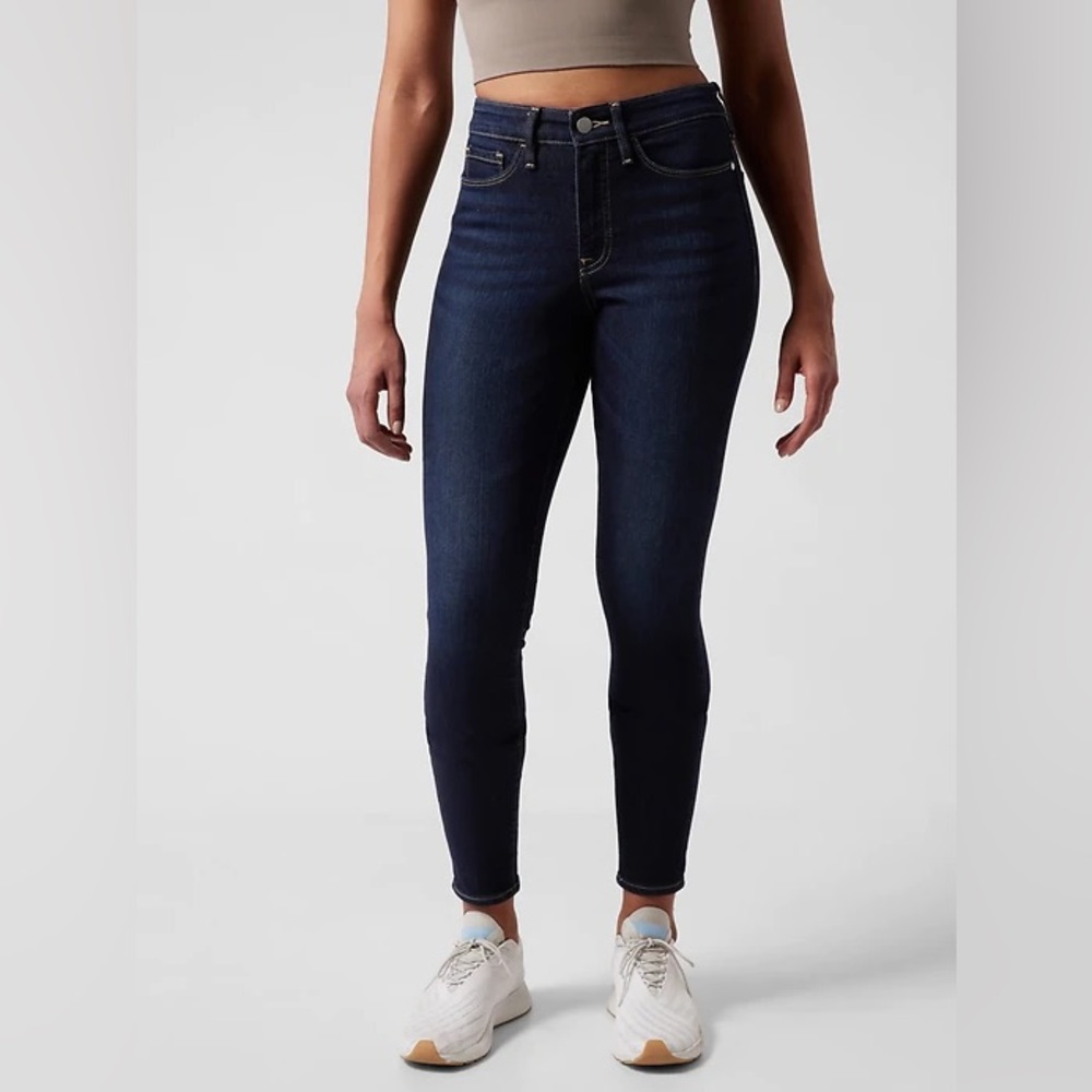 NWOT Athleta Sculptek Ultra Skinny Midnight Jean Size 10T (Tall)